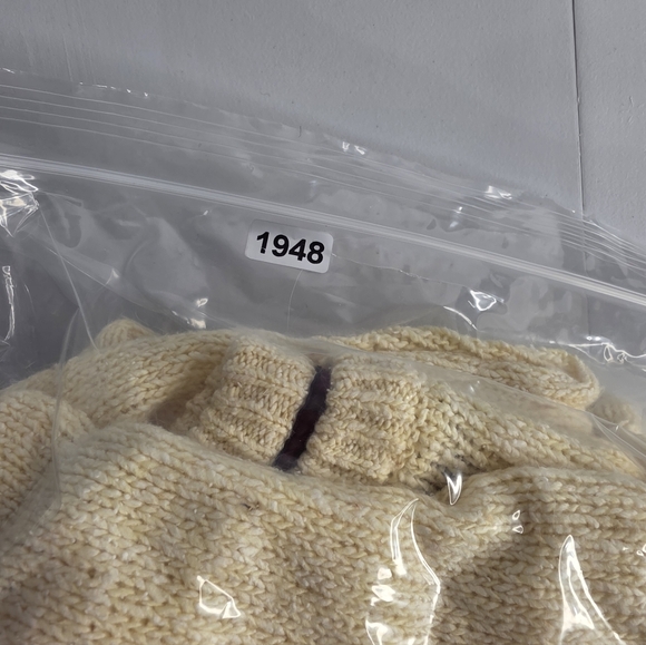 90's Raoul M Butter-Cream Sweater Dress Pearl Accents Angora Silk Vintage Ci1948 - Picture 13 of 13